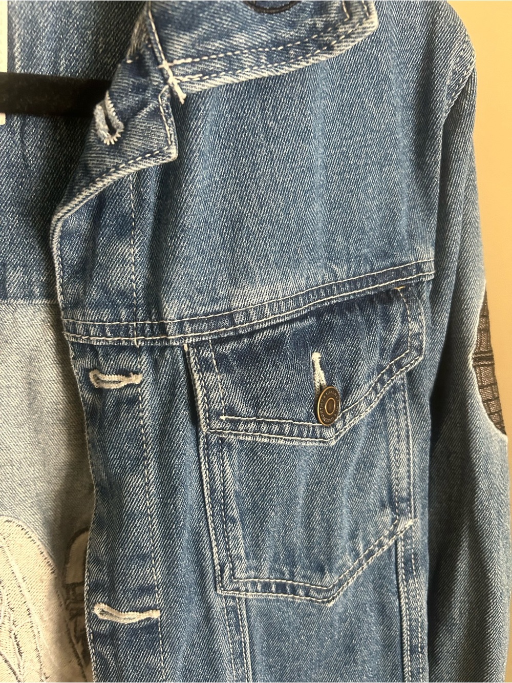 Star Wars Blue Denim Jacket with Black & White Character Graphics - Picture 6 of 10